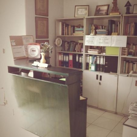 Bangka Bed And Breakfast Джакарта Екстер'єр фото