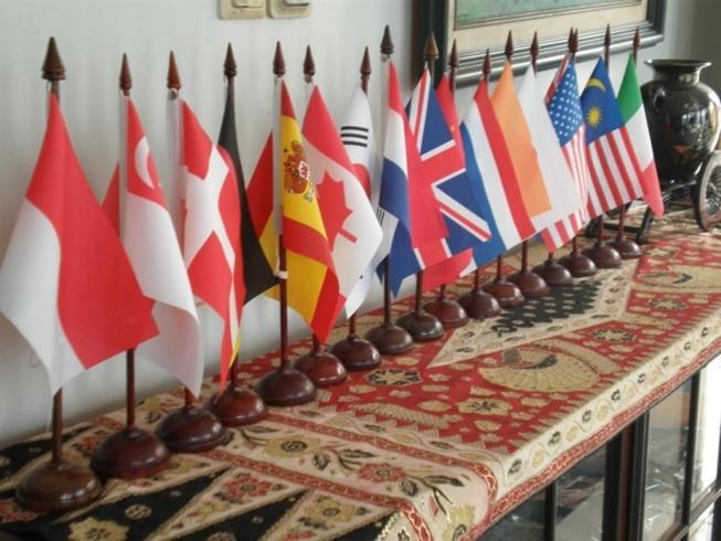 Bangka Bed And Breakfast Джакарта Екстер'єр фото